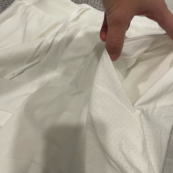 Lululemon Vented Tennis Short Bone - Picture 6 of 7